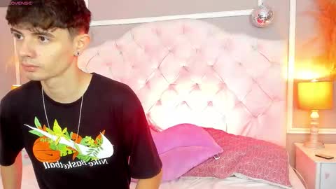 connor_and_angel online show from 13, 10, 2025