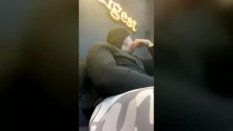 connor_mcc1 online show from 11, 3, 2026