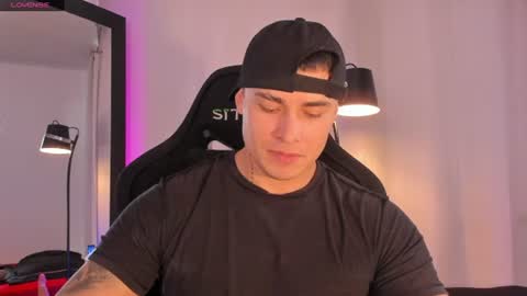 Snapshot of connorsmith_26 chatting on 25, 6, 2026 Connor Smith online show from 25, 6, 2026