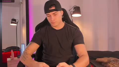 Snapshot of connorsmith_26 chatting on 1, 7, 2026 Connor Smith online show from 1, 7, 2026