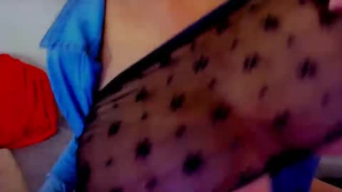 Snapshot of connyhot69 chatting on 17, 12, 2024 CONNY online show from 17, 12, 2024