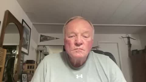 Snapshot of cookoosnest chatting on 21, 10, 2025 cookoosnest online show from 21, 10, 2025