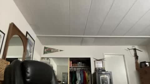 Snapshot of cookoosnest chatting on 23, 11, 2025 cookoosnest online show from 23, 11, 2025