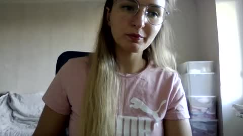cora_fora online show from 13, 9, 2025