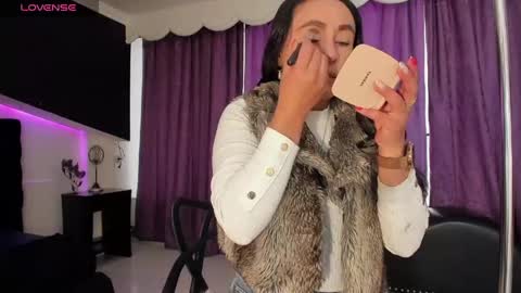 Coral  online show from 17, 4, 2026