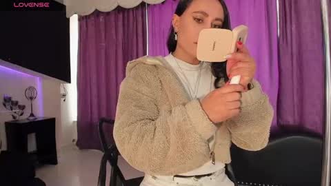 Coral  online show from 21, 4, 2026