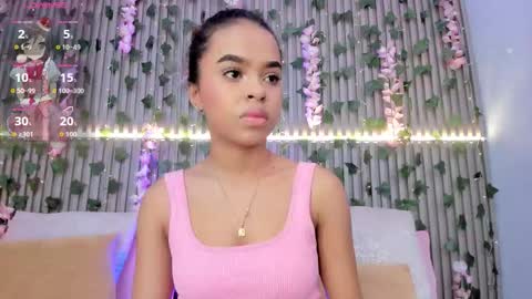 coralineross_ online show from 4, 11, 2025