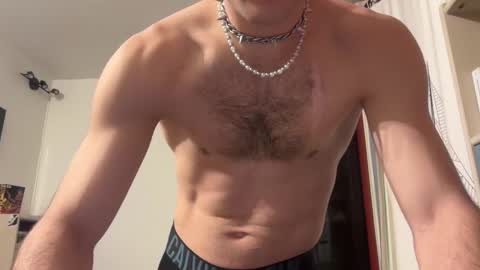 Snapshot of corb927 chatting on 16, 12, 2025 French doggy online show from 16, 12, 2025