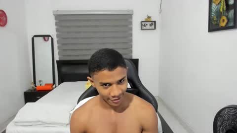 Ethan  online show from 22, 11, 2025