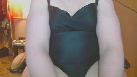 Snapshot of cosmicjones88 chatting on 8, 2, 2025 cosmicjones88 online show from 8, 2, 2025