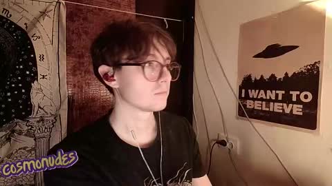 Snapshot of cosmonudes chatting on 18, 11, 2025 Barry online show from 18, 11, 2025