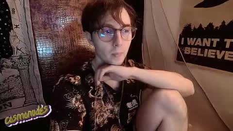 Snapshot of cosmonudes chatting on 21, 11, 2025 Barry online show from 21, 11, 2025