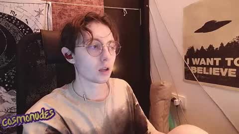 Snapshot of cosmonudes chatting on 21, 12, 2025 Barry online show from 21, 12, 2025