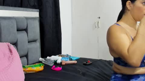 Andrea and Scott online show from 5, 3, 2025