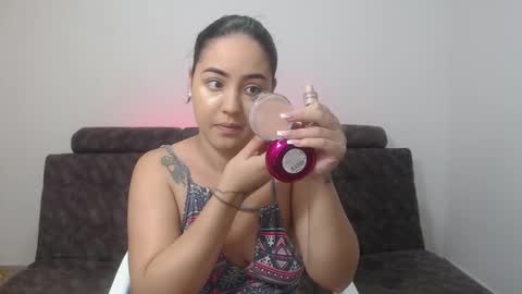  ALEJANDRO Y EMILY  online show from 20, 2, 2025