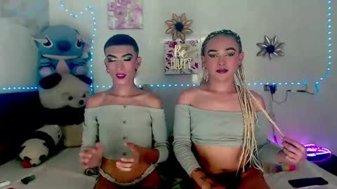 Snapshot of couple_sweet1016 chatting on 20, 9, 2025 ALEXA KIM online show from 20, 9, 2025