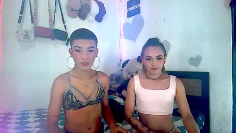 Snapshot of couple_sweet1016 chatting on 10, 11, 2025 ALEXA KIM online show from 10, 11, 2025