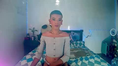 Snapshot of couple_sweet1016 chatting on 28, 11, 2025 ALEXA KIM online show from 28, 11, 2025