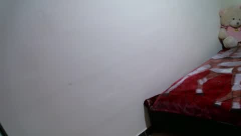 Snapshot of couplecaliente10 chatting on 1, 12, 2025 couplecaliente10 online show from 1, 12, 2025