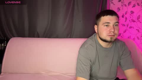 Snapshot of coupleinspire chatting on 31, 10, 2025 Emily Ryan online show from 31, 10, 2025