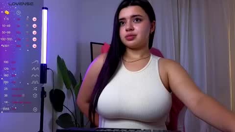 Snapshot of courtneyk_ chatting on 16, 10, 2025 Courtney online show from 16, 10, 2025