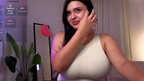 Snapshot of courtneyk_ chatting on 18, 10, 2025 Courtney online show from 18, 10, 2025