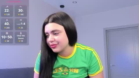 Snapshot of courtneyyk chatting on 20, 6, 2026 Courtney online show from 20, 6, 2026