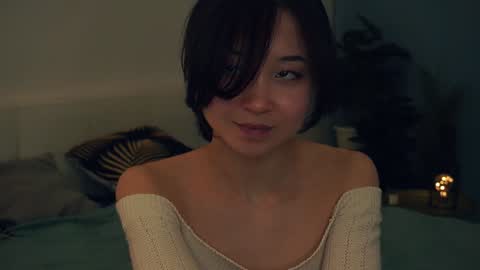 Yui online show from 2, 2, 2025