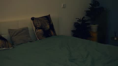 Yui online show from 10, 2, 2025