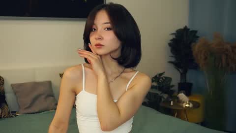 Yui online show from 23, 2, 2025