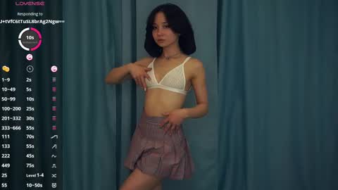 Yui online show from 25, 2, 2025