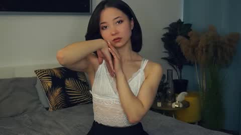 Yui online show from 7, 3, 2025