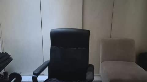 Snapshot of cowboylean chatting on 13, 11, 2025 cbl online show from 13, 11, 2025