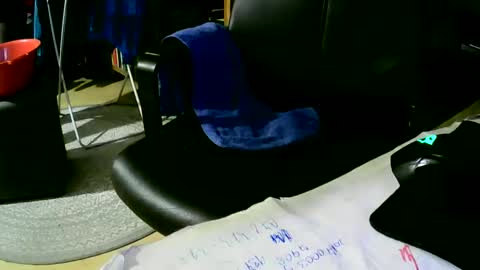 Snapshot of coyote017 chatting on 4, 2, 2025 coyote017 online show from 4, 2, 2025