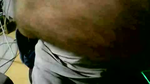 Snapshot of coyote017 chatting on 18, 10, 2025 coyote017 online show from 18, 10, 2025