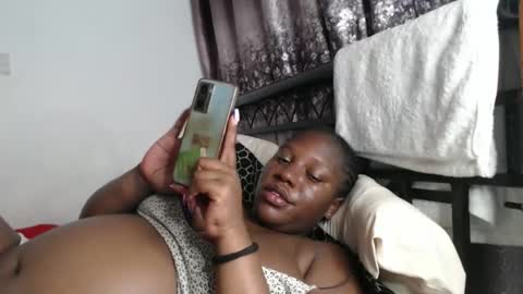 Erykah online show from 17, 11, 2025