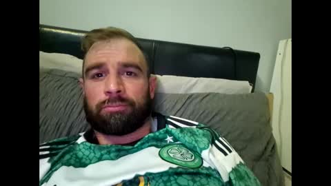 cozzyfella97 online show from 14, 9, 2025