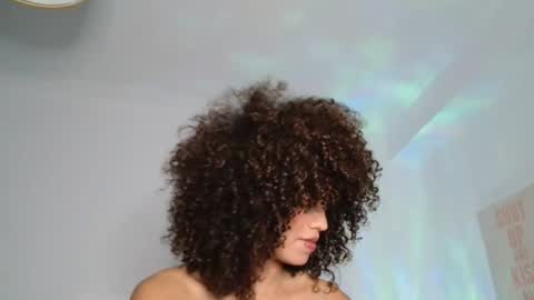 Snapshot of crazy_sweetie chatting on 27, 11, 2025 crazy sweetie online show from 27, 11, 2025