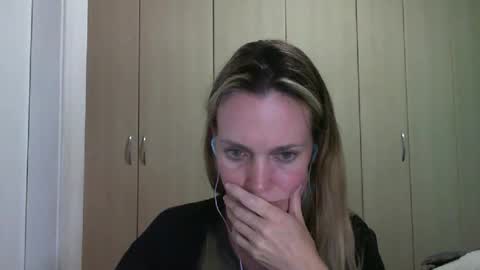 Snapshot of crazyanny chatting on 16, 1, 2025 Anny online show from 16, 1, 2025