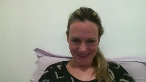 Snapshot of crazyanny chatting on 18, 2, 2025 Anny online show from 18, 2, 2025