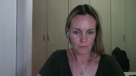 Snapshot of crazyanny chatting on 18, 2, 2025 Anny online show from 18, 2, 2025