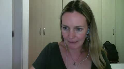 Snapshot of crazyanny chatting on 18, 2, 2025 Anny online show from 18, 2, 2025