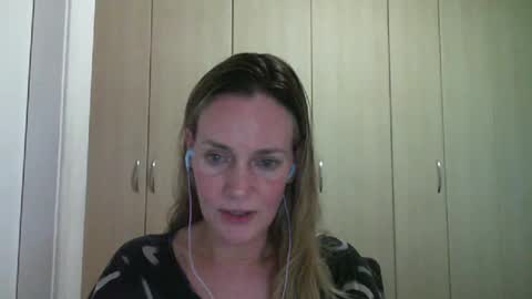 Snapshot of crazyanny chatting on 27, 2, 2025 Anny online show from 27, 2, 2025