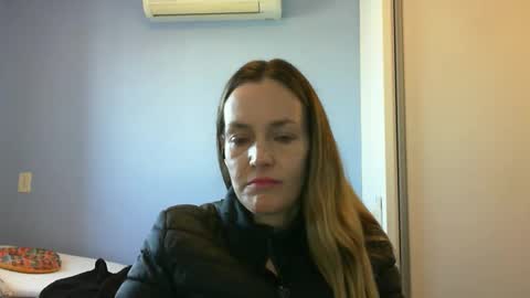 Snapshot of crazyanny chatting on 11, 9, 2025 Anny online show from 11, 9, 2025