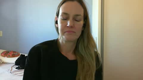 Snapshot of crazyanny chatting on 29, 9, 2025 Anny online show from 29, 9, 2025