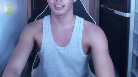 Snapshot of crazyasiancum chatting on 8, 2, 2025 Zion online show from 8, 2, 2025