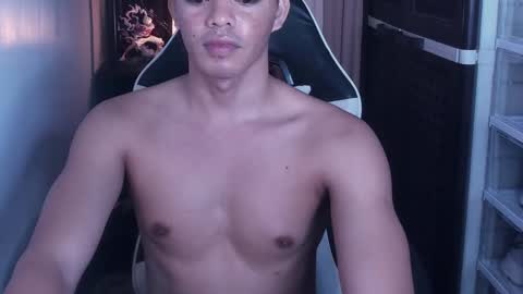 Snapshot of crazyasiancum chatting on 12, 2, 2025 Zion online show from 12, 2, 2025