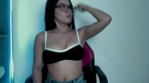 Snapshot of crazybaby_squirt chatting on 23, 2, 2026 crazybaby_squirt online show from 23, 2, 2026