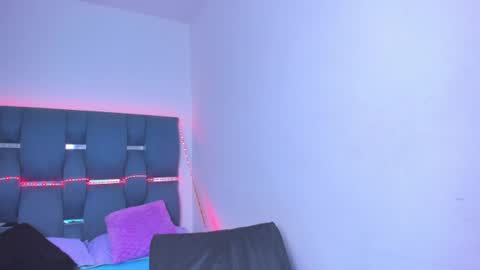 Snapshot of crazybaby_squirt chatting on 7, 7, 2026 crazybaby_squirt online show from 7, 7, 2026