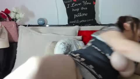 Snapshot of crazygirlsweet chatting on 7, 2, 2025 LAURA online show from 7, 2, 2025